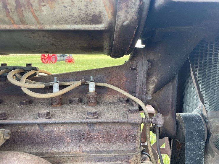 1927-fordson-tractor-image-23