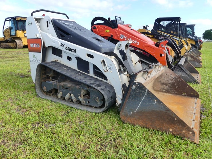 2018-bobcat-mt85-image-2