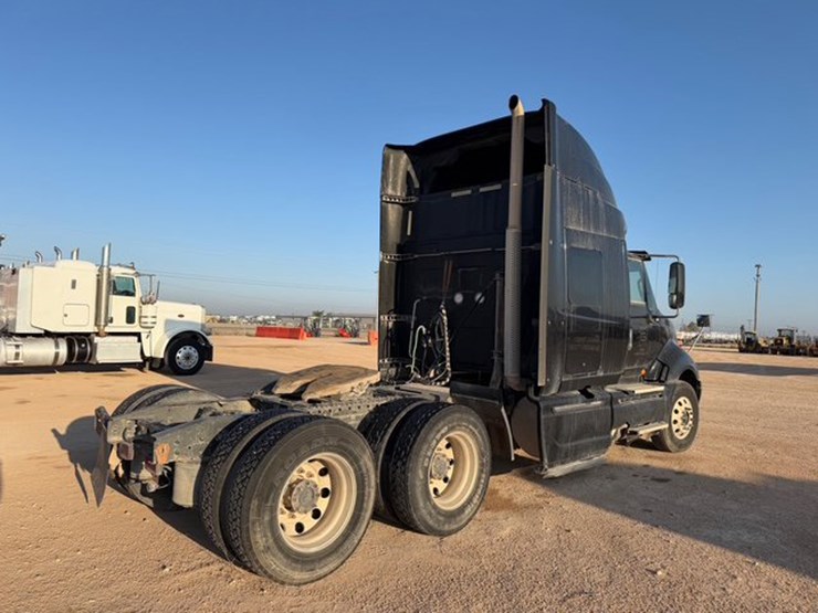 2015-international-prostar-image-5