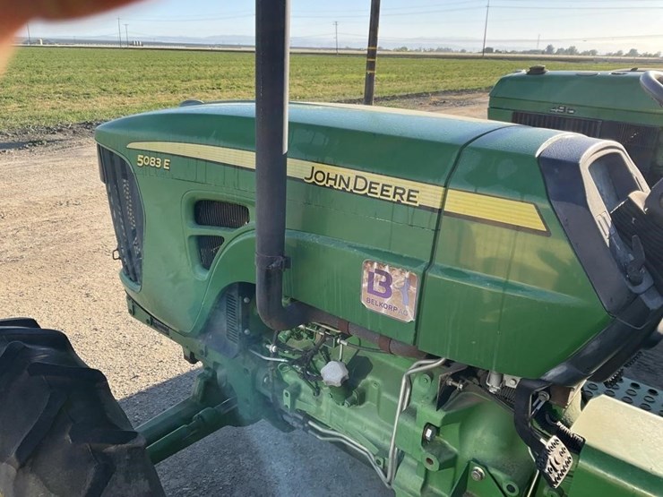 john-deere-5083e-image-9