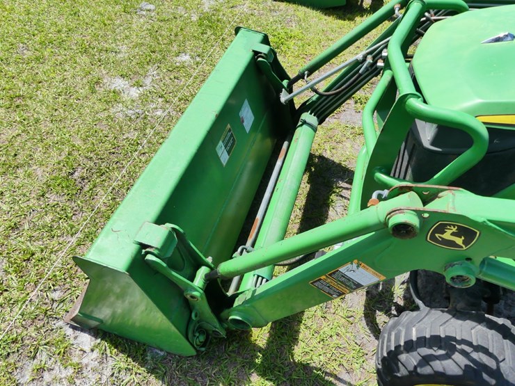 john-deere-1026r-image-9