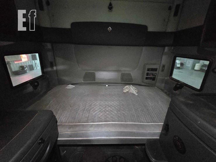 2012-international-prostar-image-17