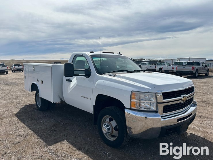 2008-chevrolet-silverado-2500-image-3