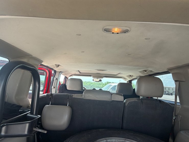 2004-hummer-h2-image-29