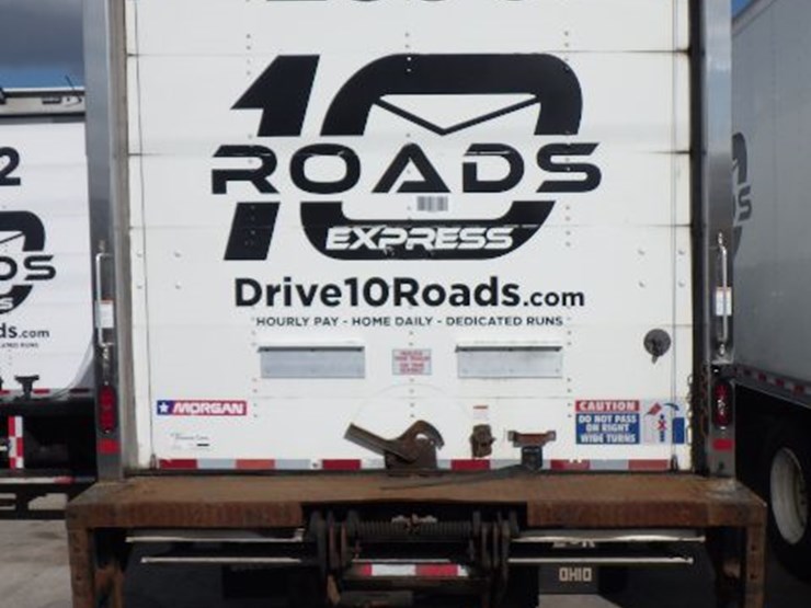 2019-freightliner-m2-106-image-7