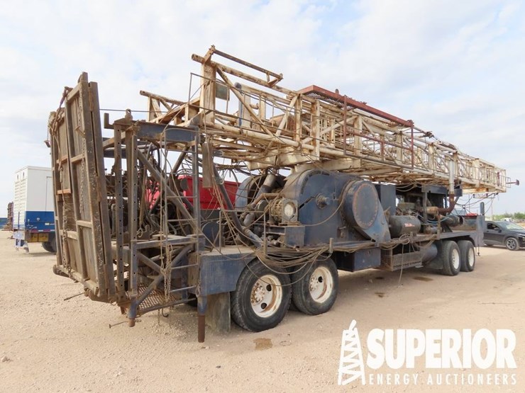 (1-16)-skytop-4610-d/d-well-service-rig,-p/b-detro...-image-3