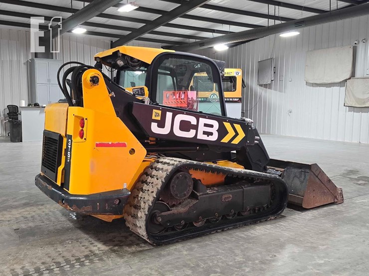 2021-jcb-3ts-8t-image-3