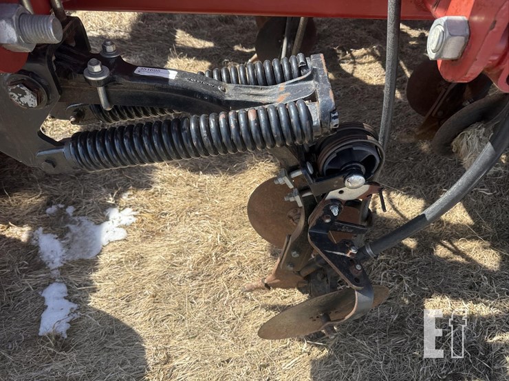 2011-case-ih-3430-image-41