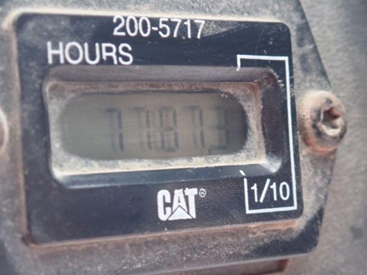 2010-caterpillar-232b-image-15