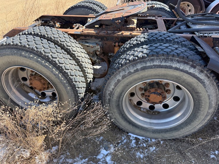 2006-kenworth-w900-image-6