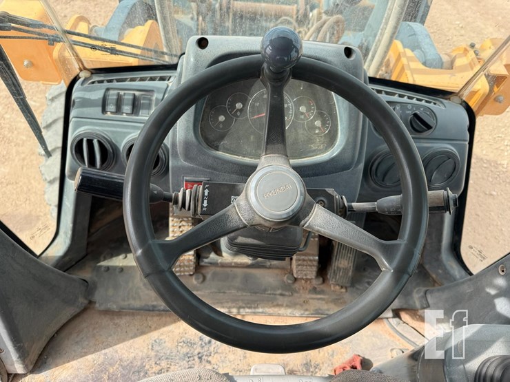 2014-hyundai-hl757tm-9a-image-15