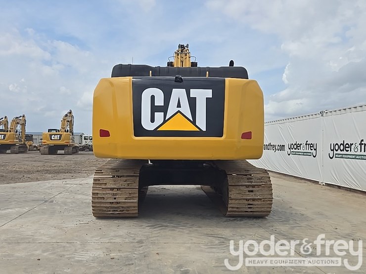 2017-caterpillar-336fl-image-4