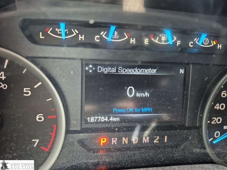 2017-ford-6.5-ft-image-18