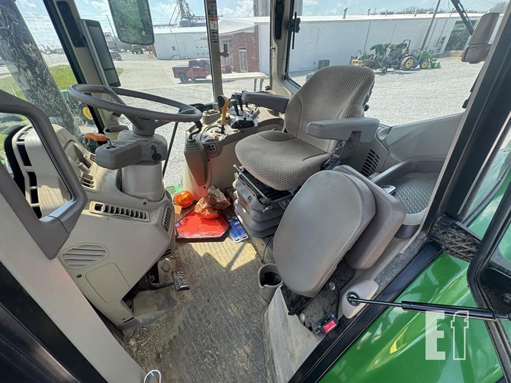 2024-john-deere-6155m-image-15