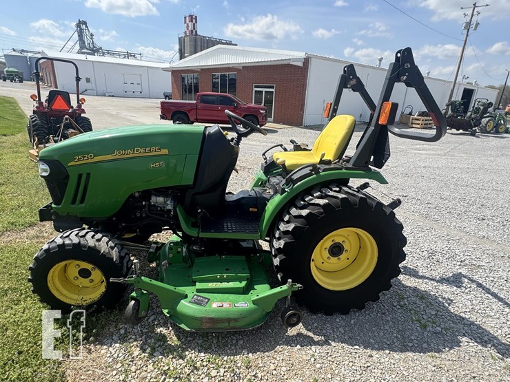 2006-john-deere-2520-image-11