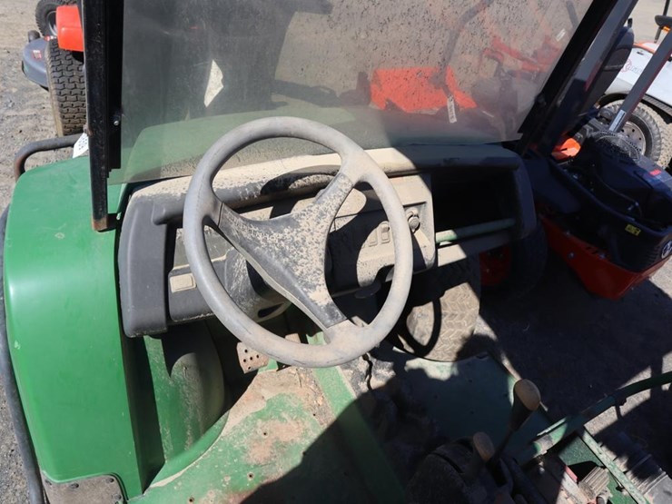 john-deere-gator-image-13