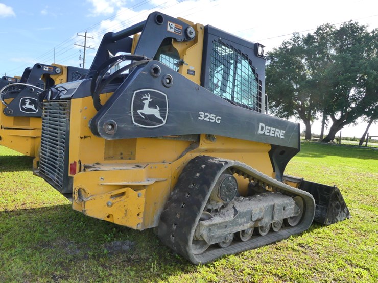 deere-325g-image-3