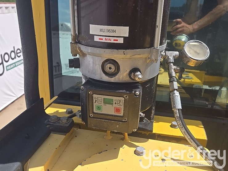 2015-komatsu-pc490-lc-11-image-116