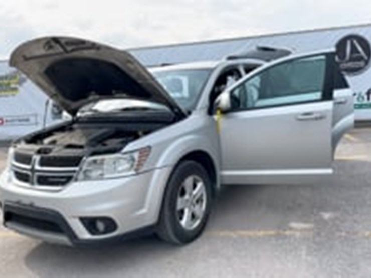 2011-dodge-journey-image-9