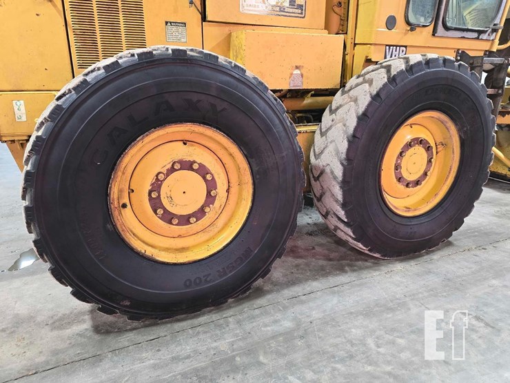 1995-caterpillar-120h-image-26