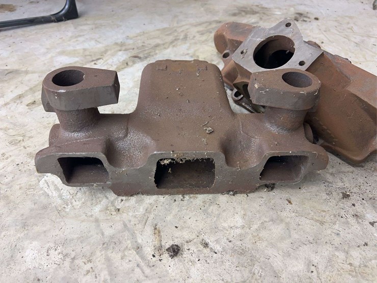 (2)-manifolds-image-13