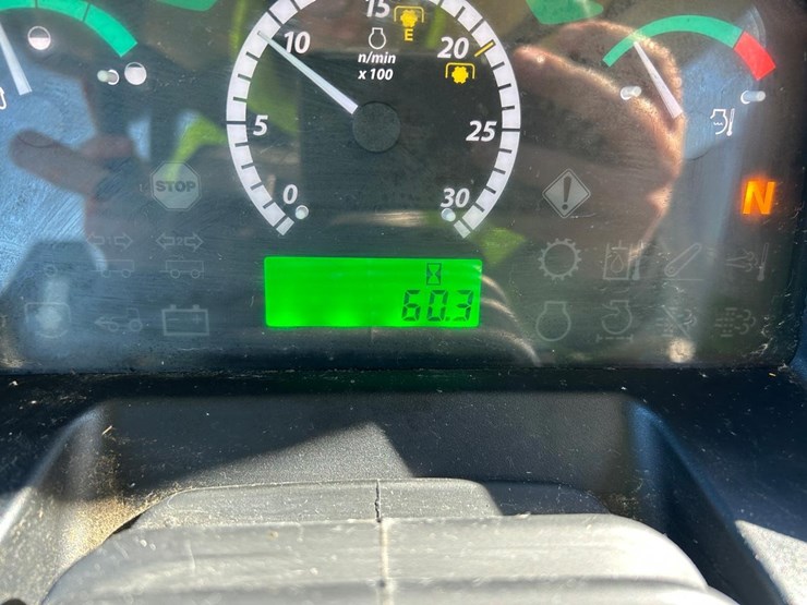 2021-john-deere-5075e-image-20