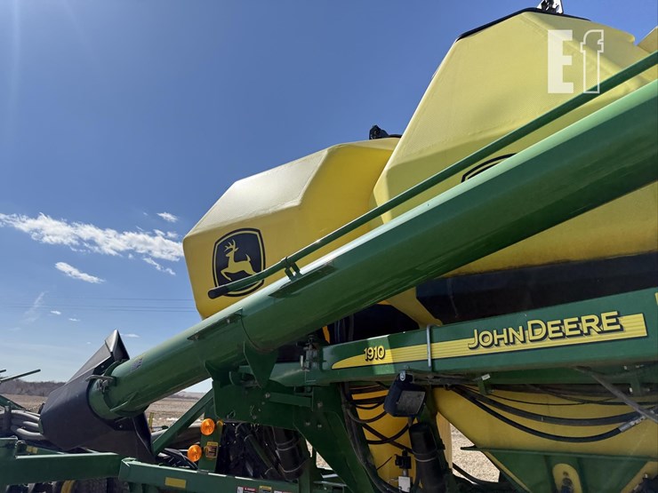 2012-john-deere-1890-image-81