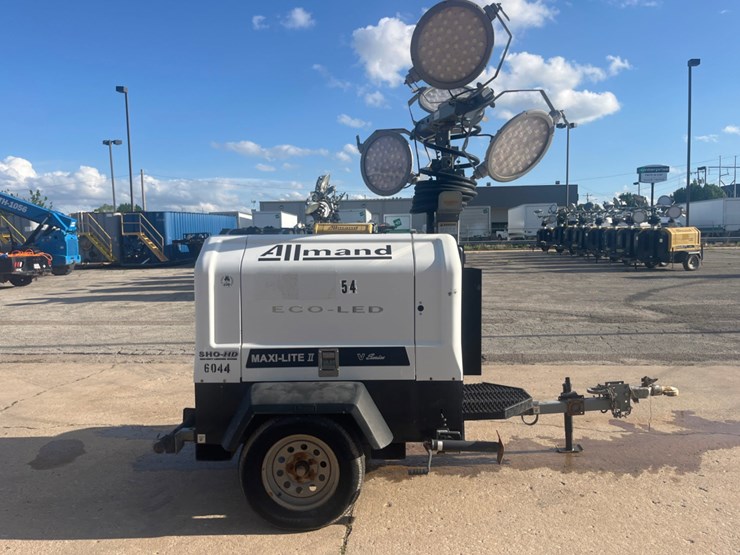 allmand-bros-maxi-lite-ii-v-image-3