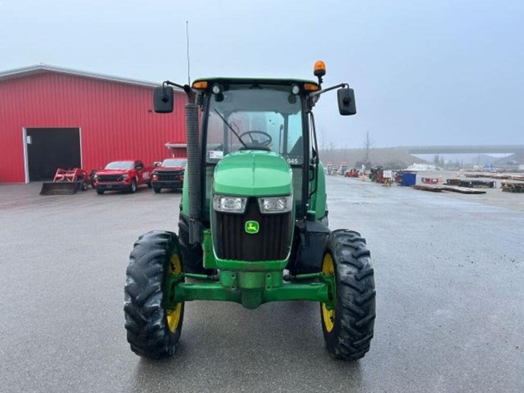 2016-john-deere-5085e-image-2