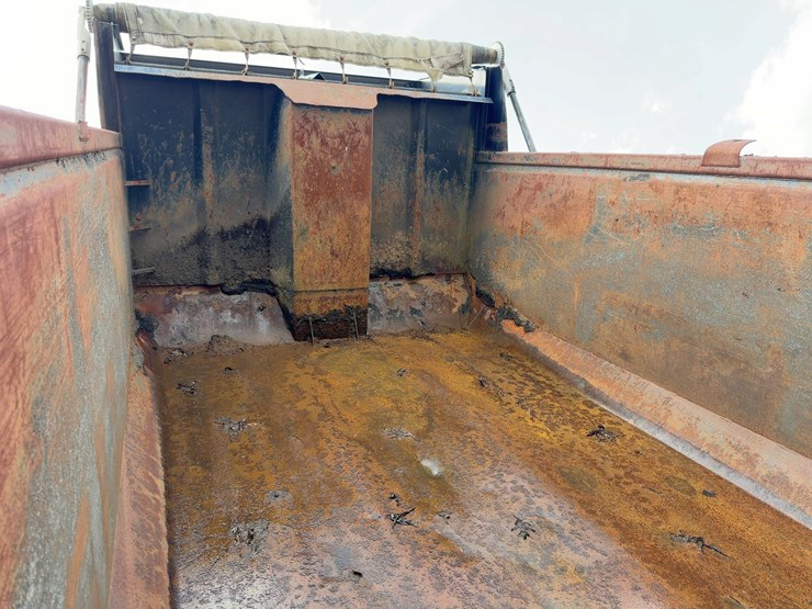 1994-international-8200-image-24