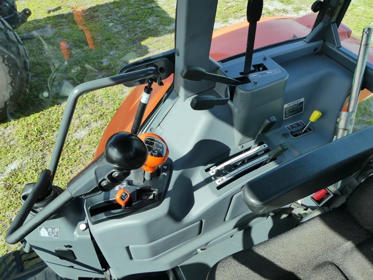 2021-kubota-m6s-111-image-15