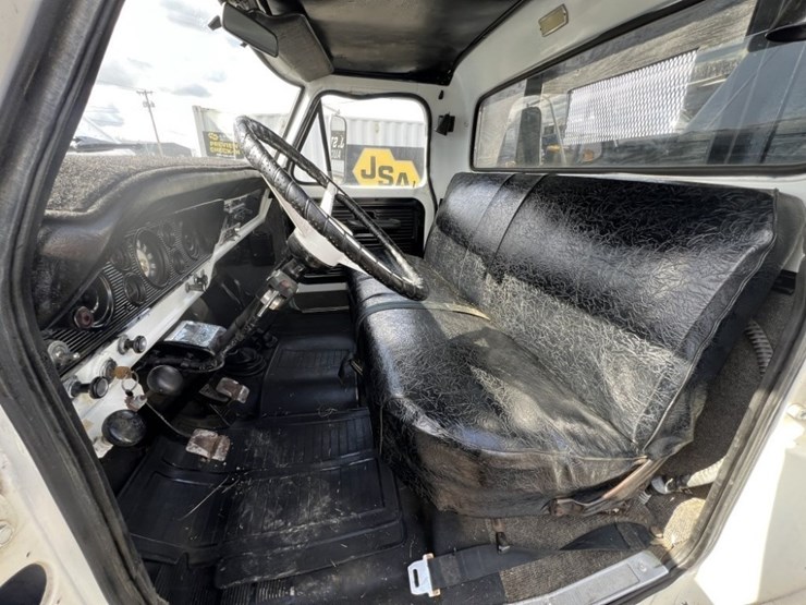 1968-ford-f600-image-17