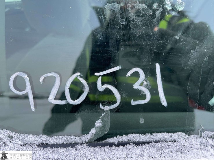 non-operable-2005-toyota-camry-4dr-sedan-image-37