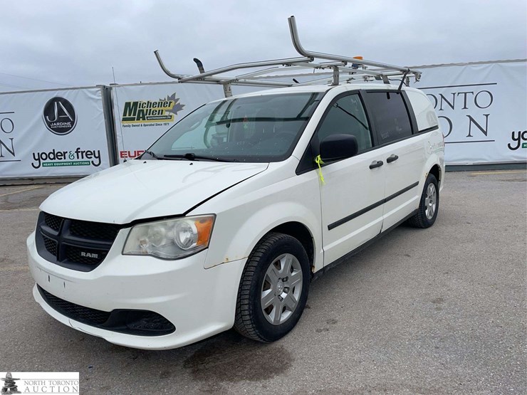 2013-ram-c/v-image-1