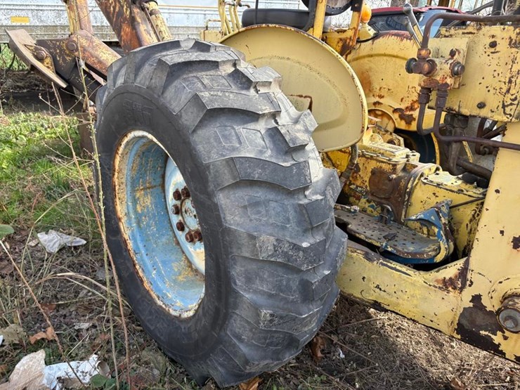 ford-tractor-image-16