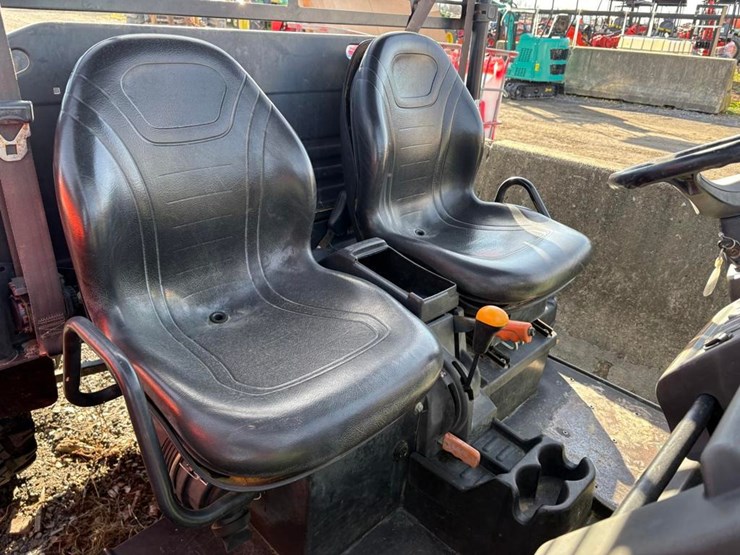 john-deere-825-image-13