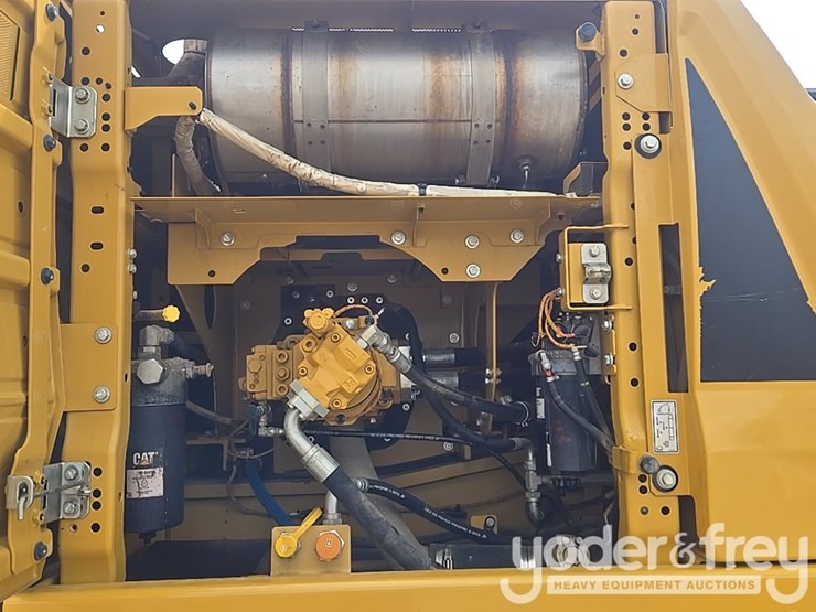 2019-caterpillar-336-image-49