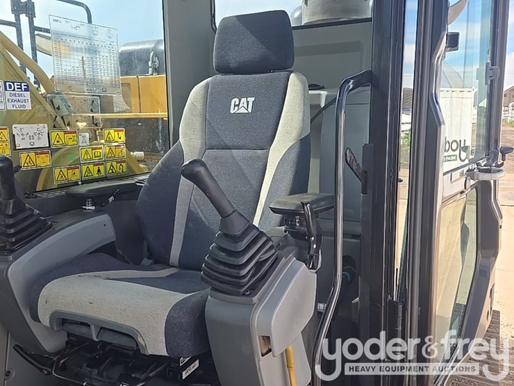 2017-caterpillar-336fl-image-98