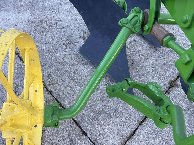 john-deere-2-image-11