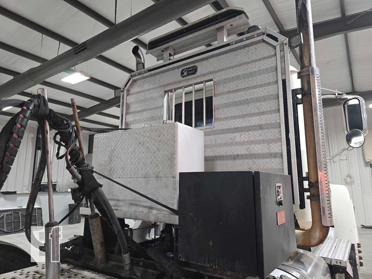 2017-mack-pinnacle-chu613-image-20