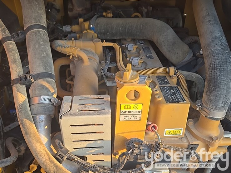 2022-caterpillar-289d3-image-59