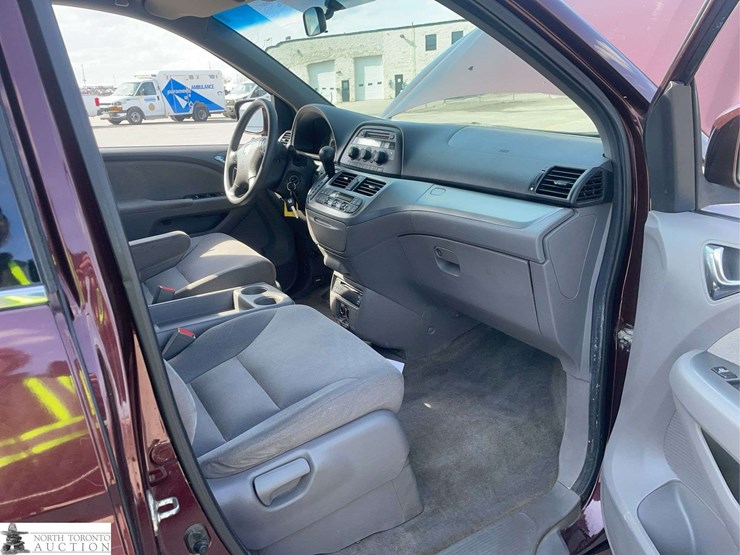 2010-honda-odyssey-image-20