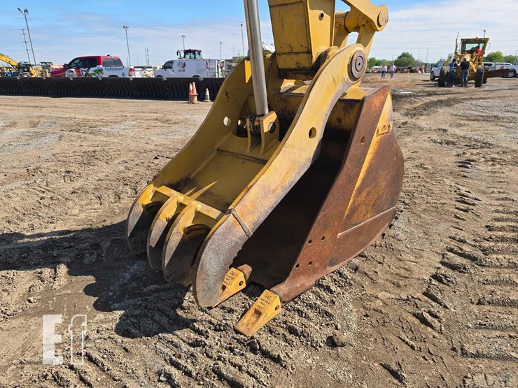 2007-caterpillar-320dl-image-9