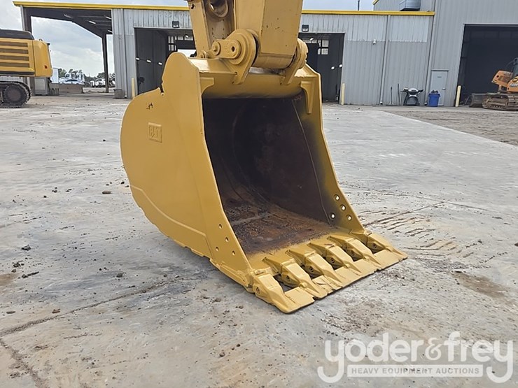 2017-caterpillar-336fl-image-26