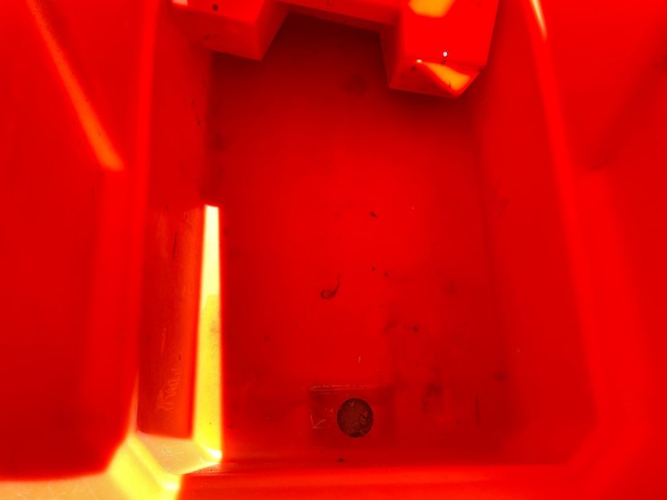 #3957-•-highcroft-feed-cart-image-8