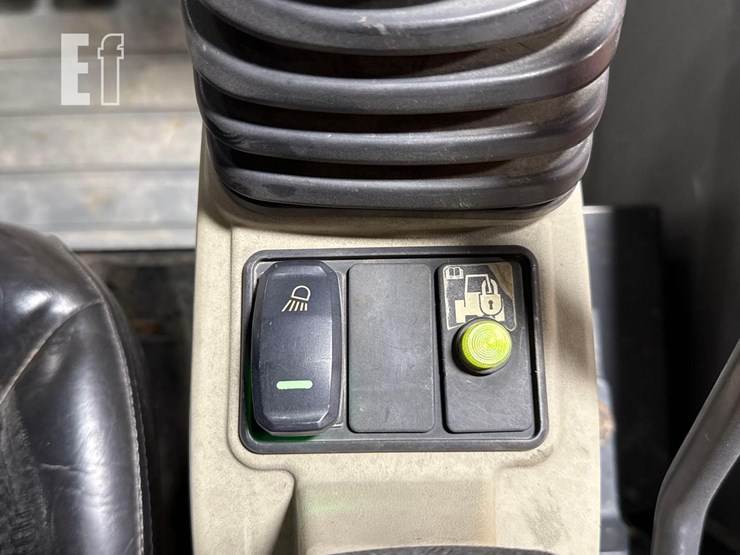 2018-caterpillar-305e2-cr-image-21