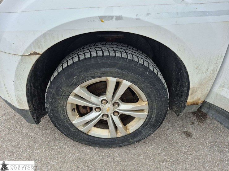 2015-chevrolet-equinox-image-21