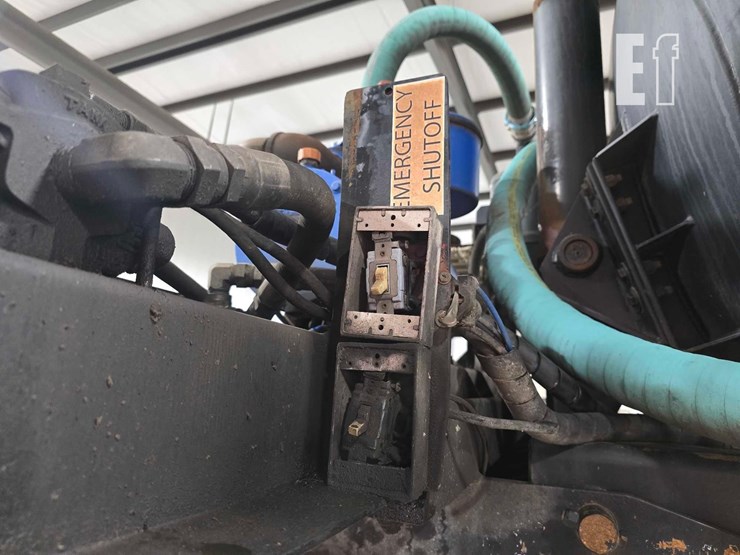 1992-ibex-6218-image-15