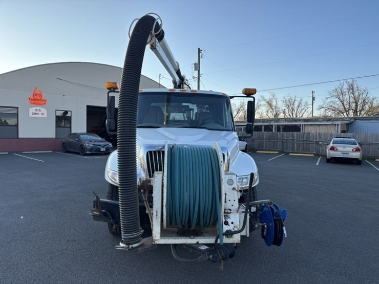 2009-vactor-2100-image-7