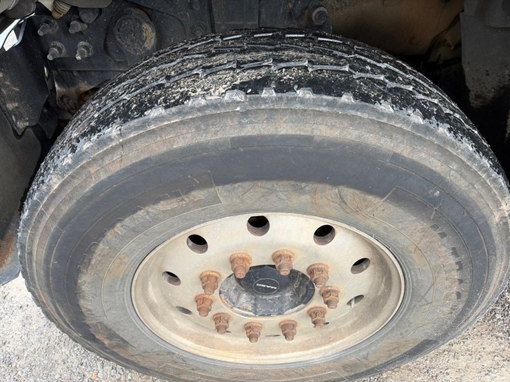 #31710-•-2019-mack-gr64f-m359-tri-axle-dump-truck-image-24